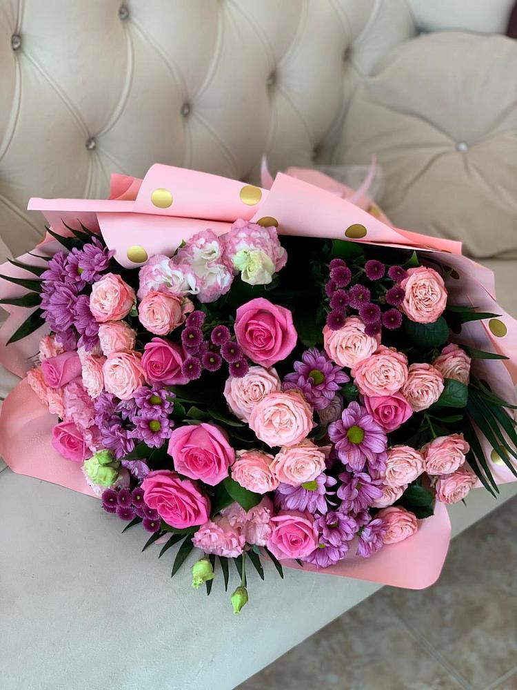 Букет цветов из: Хризантемы, Розы и Лизиантусы в Дроздово