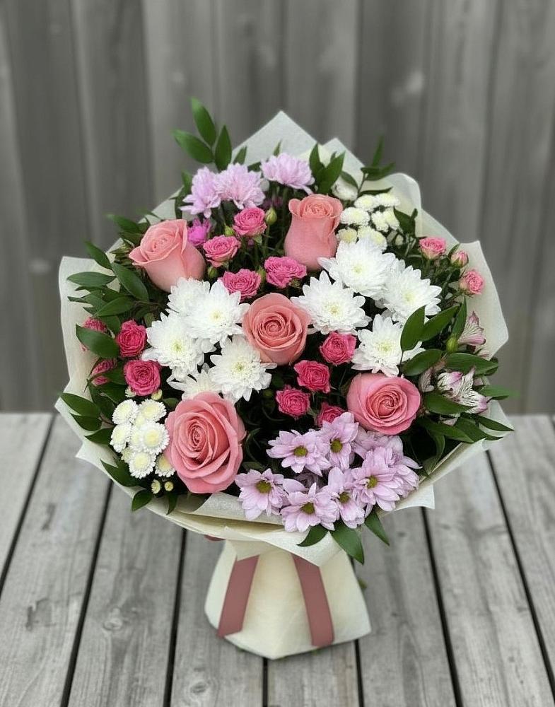 Букет цветов из: Альстромерии, Гвоздики, Розы и Хризантемы в Дроздово