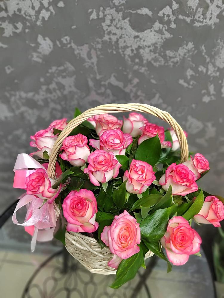 Цветочная композиция из Розы в корзине в Дроздово