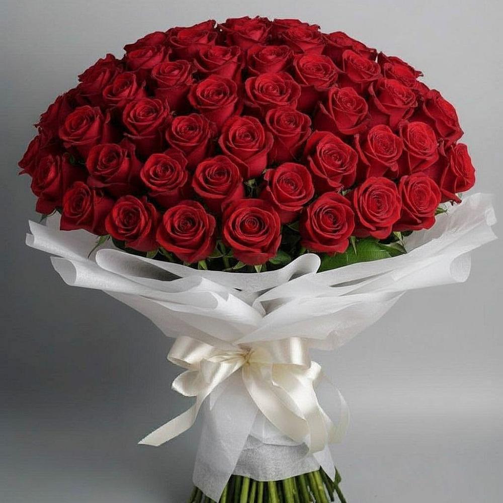 Букет 101 Красная роза Блэк Мэджик в Дроздово