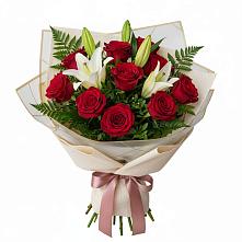 Букет цветов из:  Лилии и Розы в Дроздово