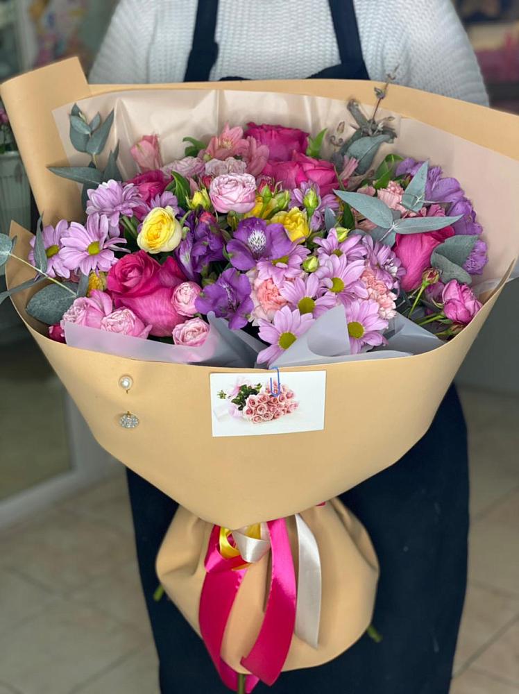 Букет цветов из: Хризантемы, Гвоздики и Альстромерии в Дроздово