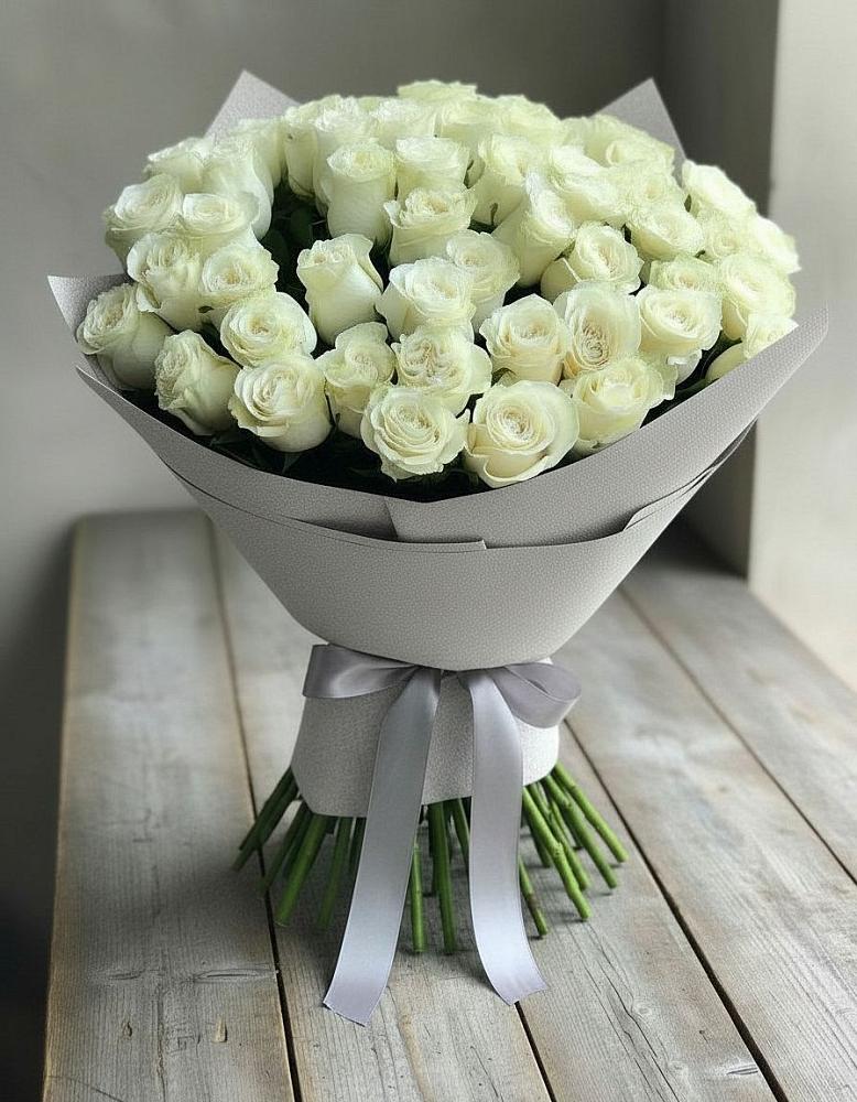 Букет 35 Белых роз в Дроздово