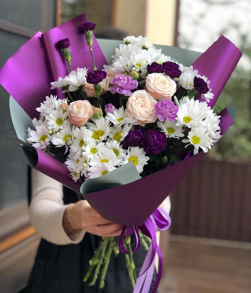 Букет цветов из: Хризантемы, Гвоздики и Розы в Дроздово