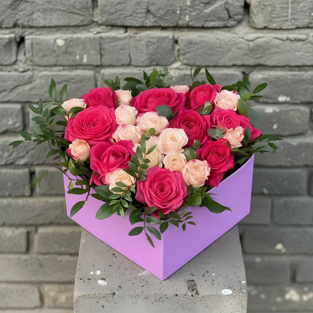 Цветочная композиция из Розы в коробке в Дроздово