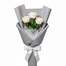 Букет 3 белые розы в Дроздово