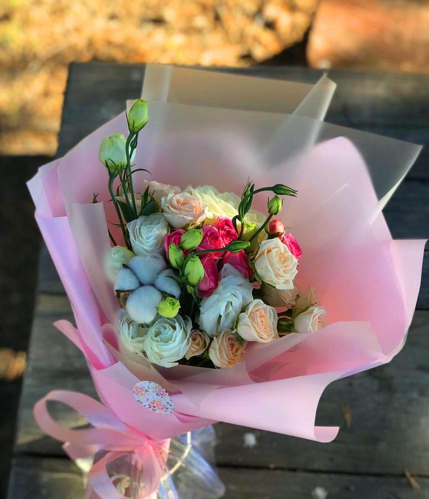 Букет цветов из: Розы и Лизиантусы в Дроздово