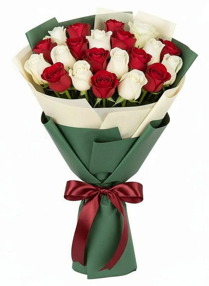 Букет Микс из красных и белых роз в Дроздово