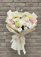 Букет цветов из:  Гвоздики, Розы, Лизиантусы и Хризантемы в Дроздово