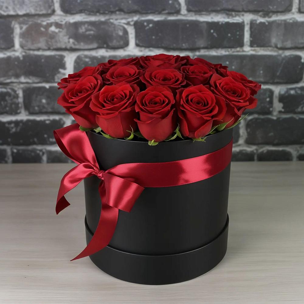 Цветочная композиция из Розы в шляпной коробке в Дроздово